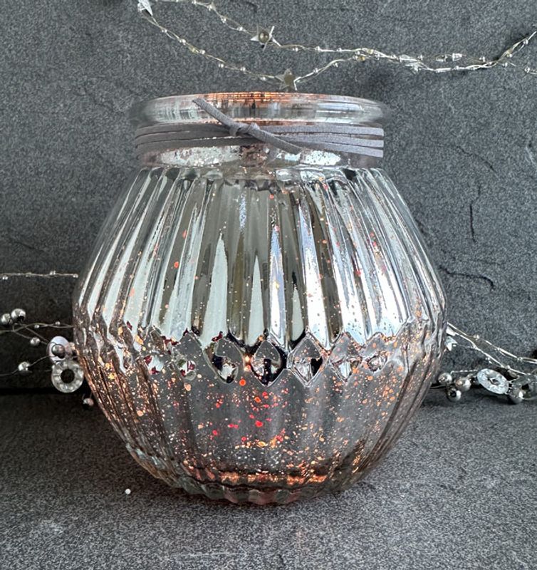 Lysglass, sølvfarget, krakelert med striper.